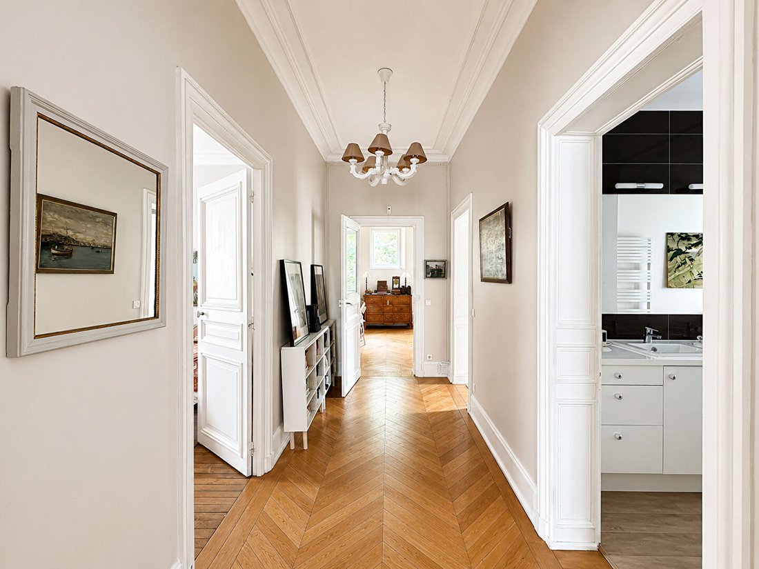 Apartment in Le Centre, Meudon, France 3 - 18323253