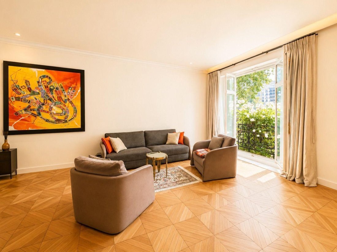 Apartment in Chaillot, Paris 16e Arrondissement, Paris 2 - 18320061