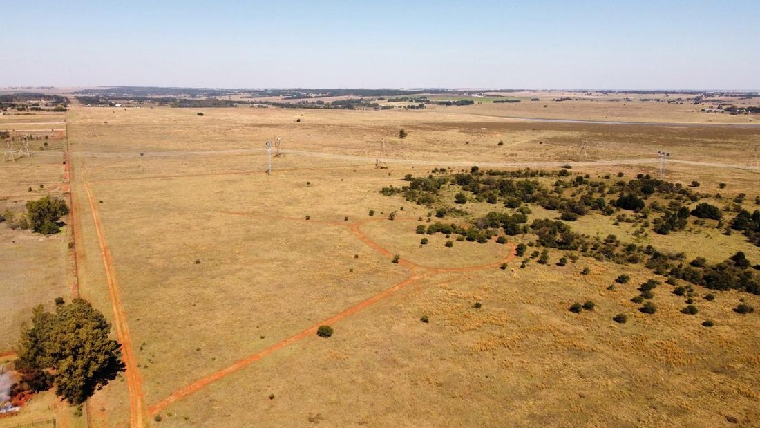 Farm Ranch in Garsfontein, Gauteng, South Africa 2 - 14466503