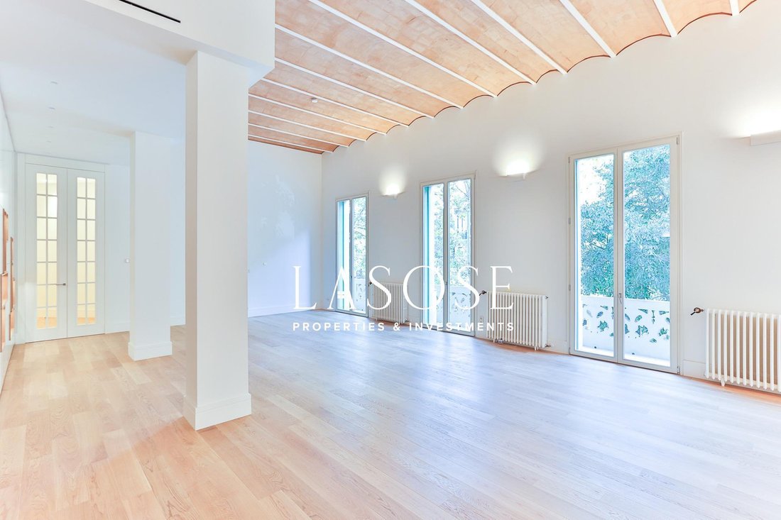 Apartment in Eixample, Barcelona, Spain 2 - 18319932