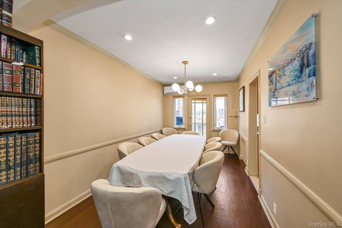 House in New York, New York, United States 5 - 18320850