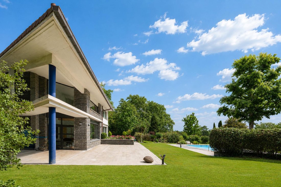 Villa in Irun, Basque Country, Spain 2 - 16988008