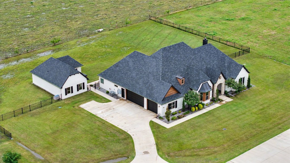 House in Farmersville, Texas, United States 4 - 18322491