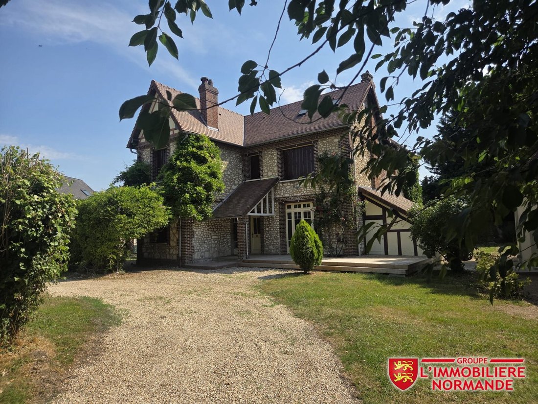 House in Le Vaudreuil, Normandy, France 1 - 18321321