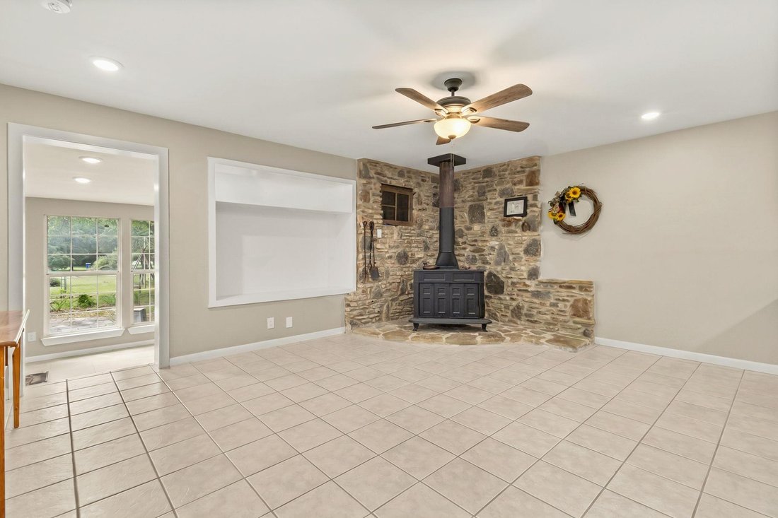 House in Canyon Lake, Texas, United States 5 - 18321604