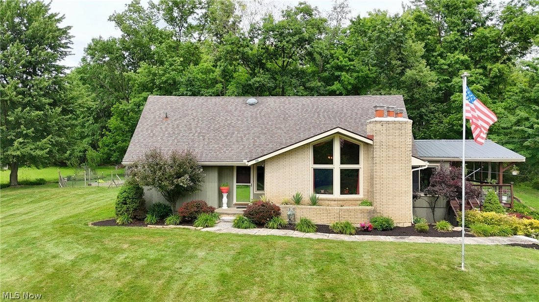 House in Westfield Center, Ohio, United States 1 - 18321052