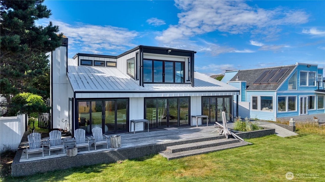 House in Point Roberts, Washington, United States 1 - 18317794