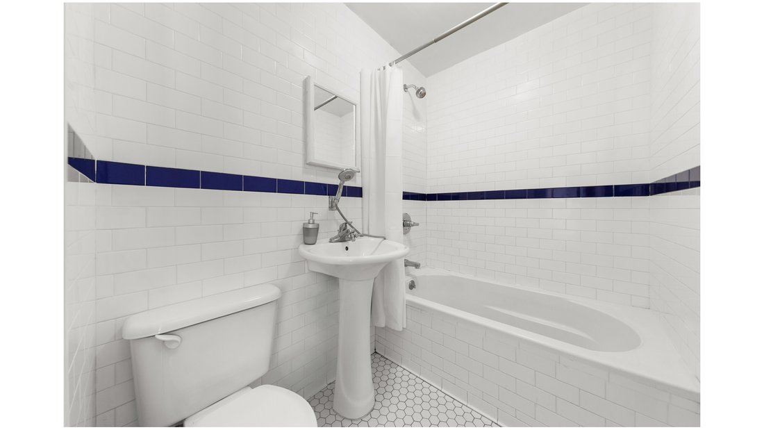 Condo in New York, New York, United States 4 - 18322964