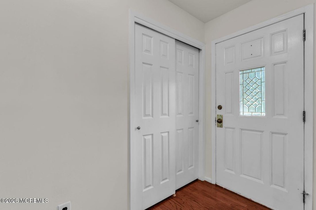 Casa a Clark, New Jersey, Stati Uniti 2 - 18318544