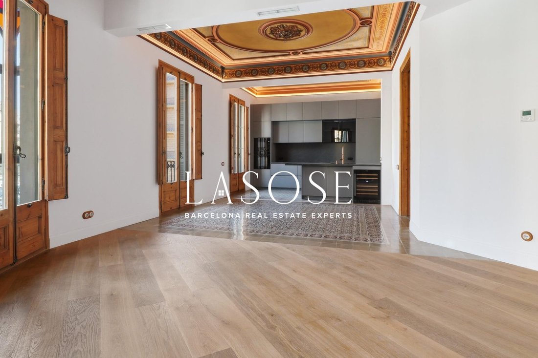 Apartment in Eixample, Barcelona, Spain 2 - 18320158