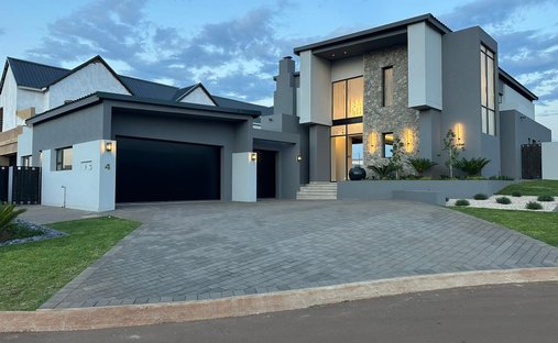 House in Olifantsfontein, Gauteng, South Africa 1