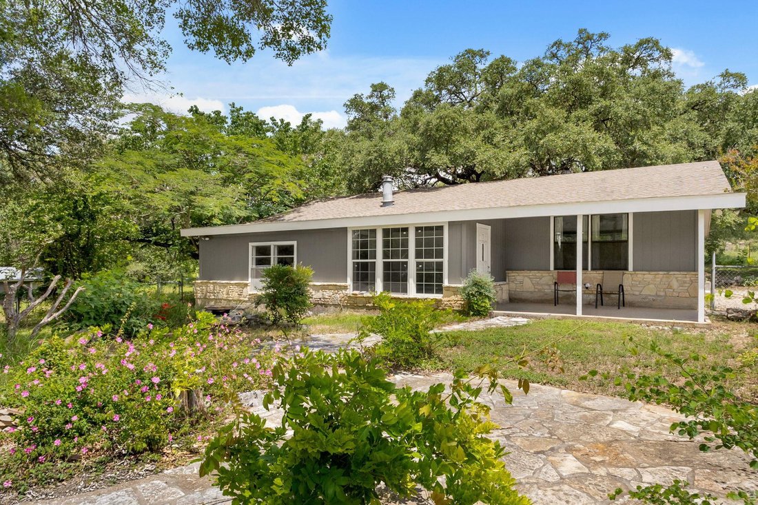 House in Canyon Lake, Texas, United States 1 - 18321604