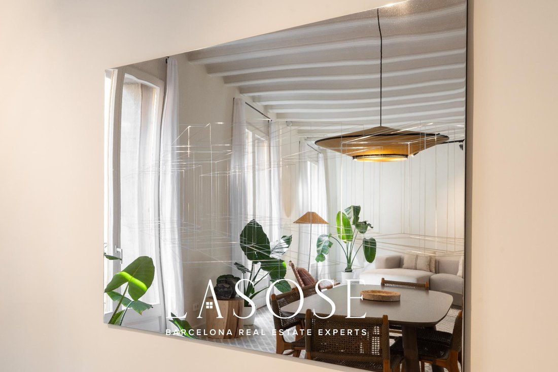 Apartment in Ciutat Vella, Barcelona, Spain 5 - 18319554
