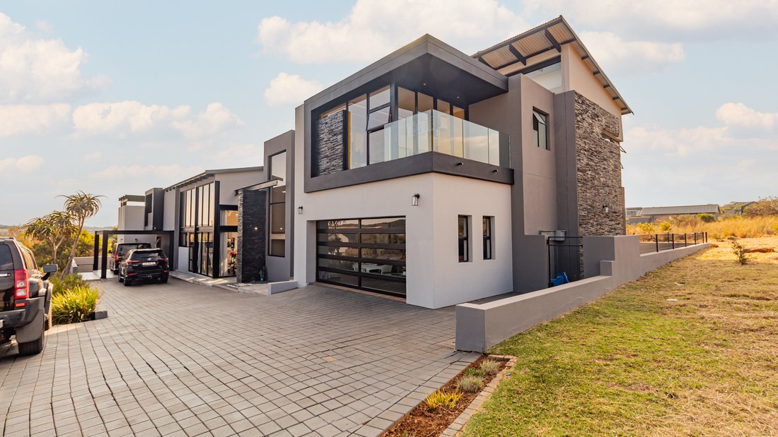Country House in Mooikloof Glen, Gauteng, South Africa 3 - 18096791