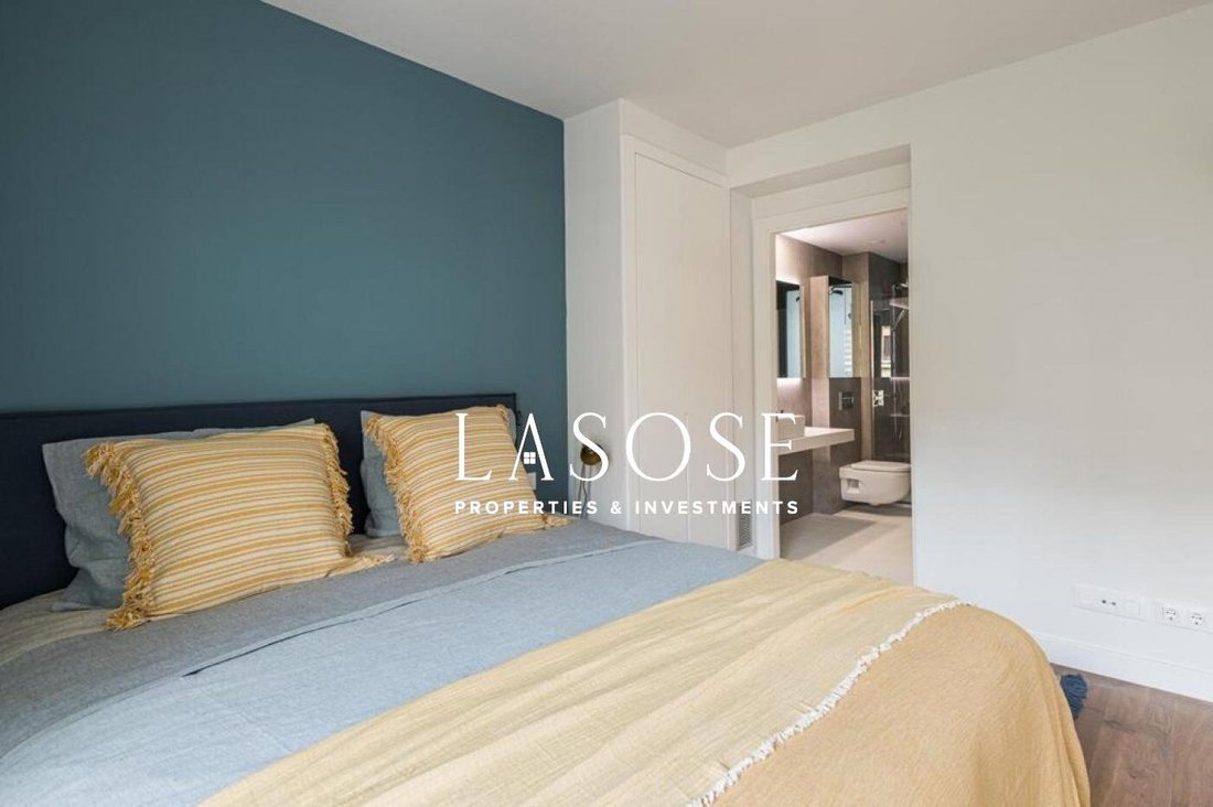 Apartment in Eixample, Barcelona, Spain 5 - 18321055