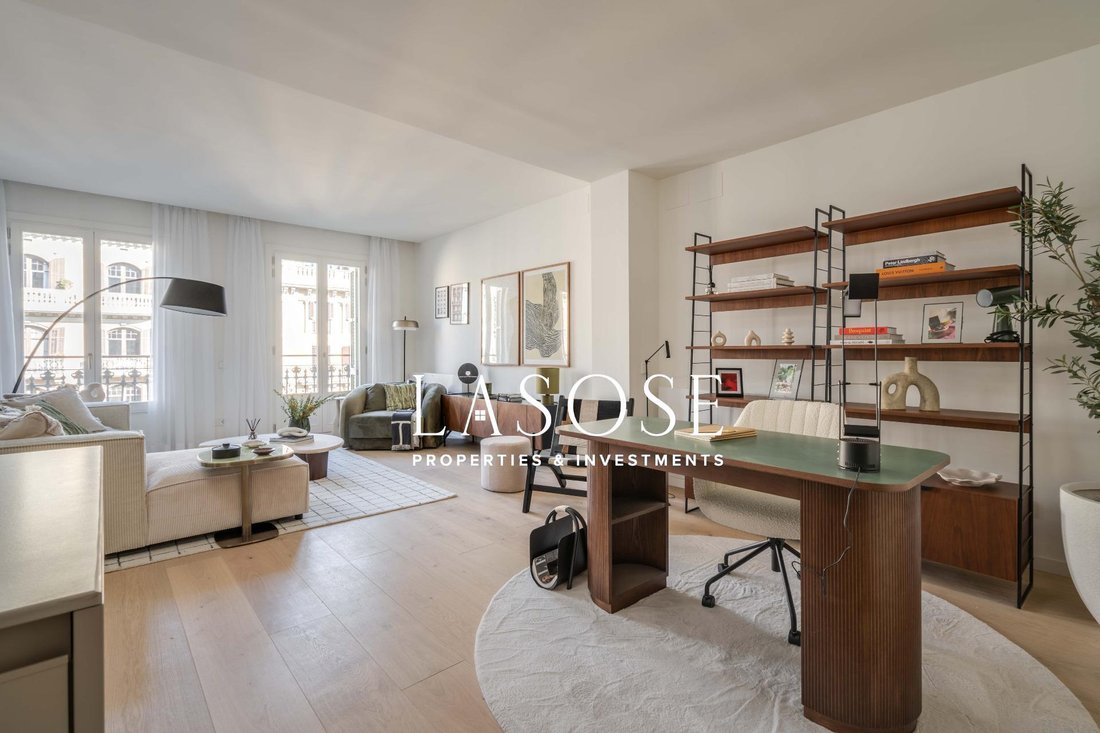 Apartment in Eixample, Barcelona, Spain 2 - 18319971