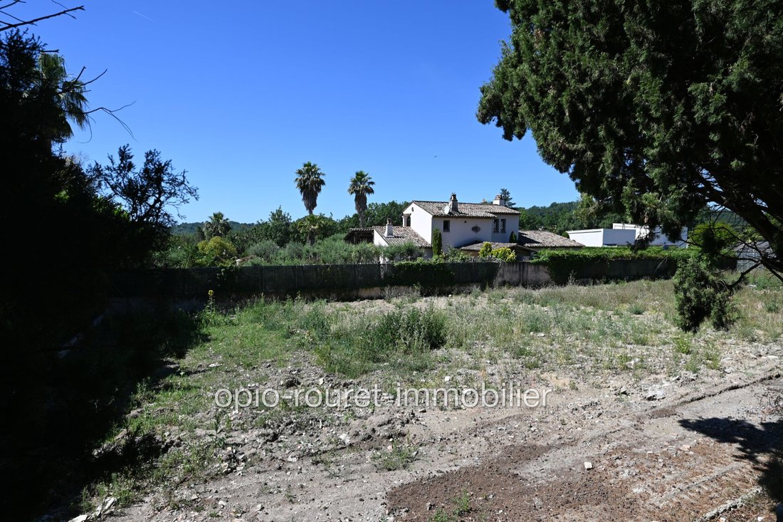 Land in Châteauneuf-Grasse, Provence-Alpes-Côte d'Azur, France 5 - 18318965