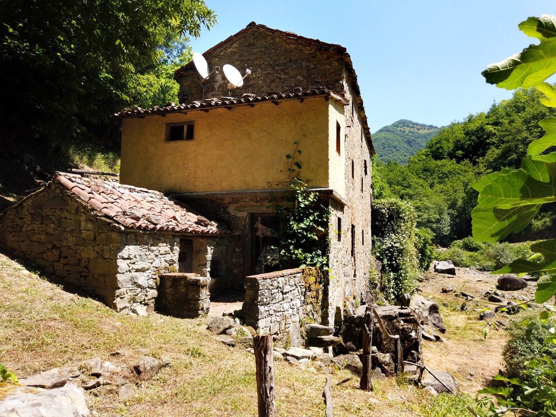 House in Pieve Fosciana, Tuscany, Italy 4 - 18320853