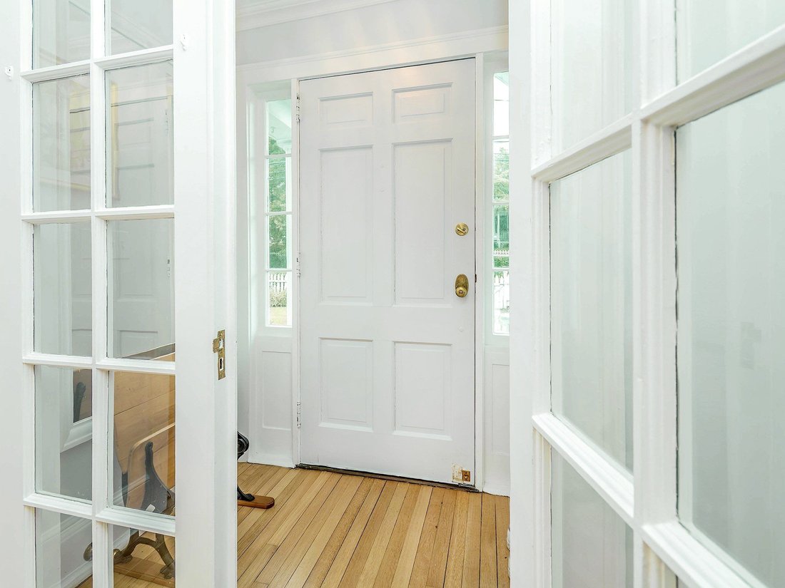 House in Halesite, New York, United States 2 - 18270107