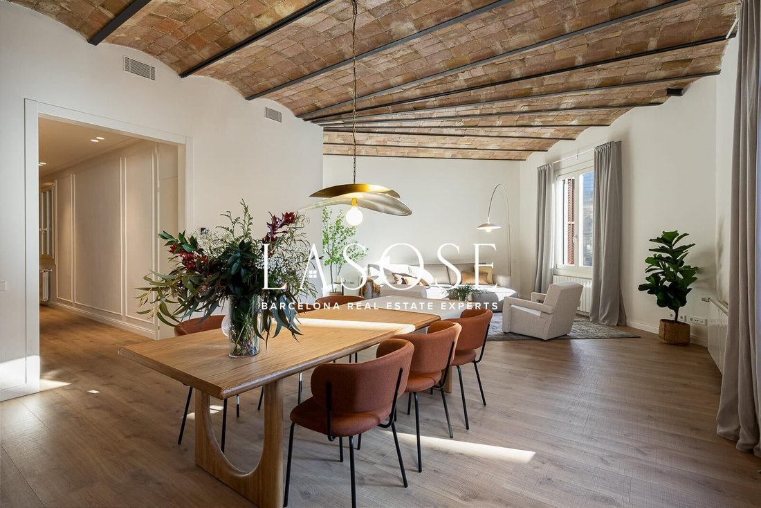 Apartment in Eixample, Barcelona, Spain 1 - 18319879