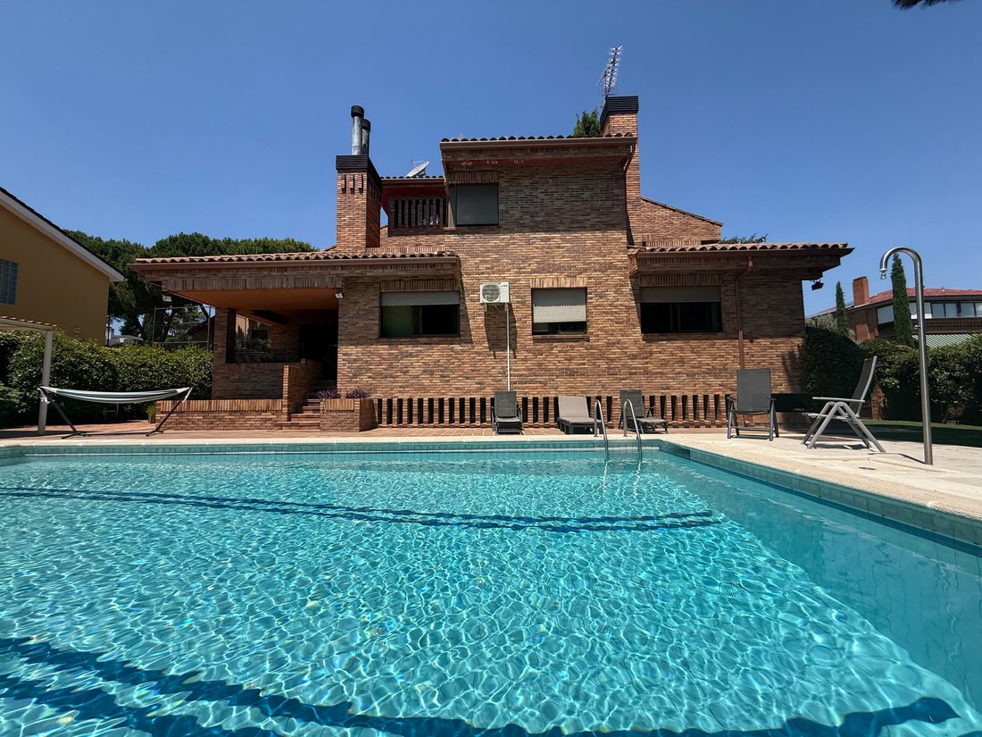 House in Las Rozas de Madrid, Comunidad de Madrid, Spain 1 - 17377288