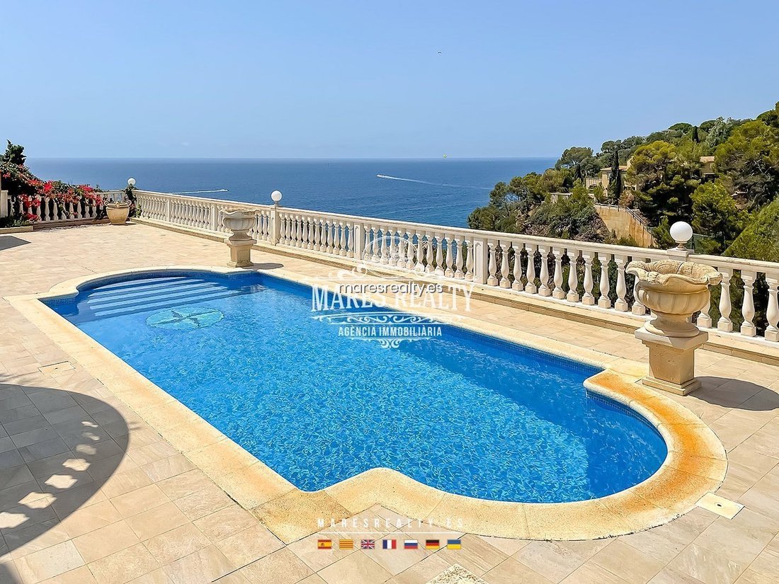 Villa in Lloret de Mar, Catalonia, Spain 2 - 18319841
