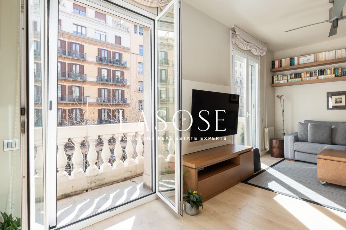 Apartment in Eixample, Barcelona, Spain 5 - 18320129