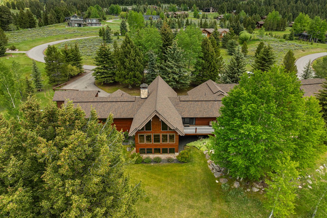 House in Gallatin Gateway, Montana, United States 3 - 18320513