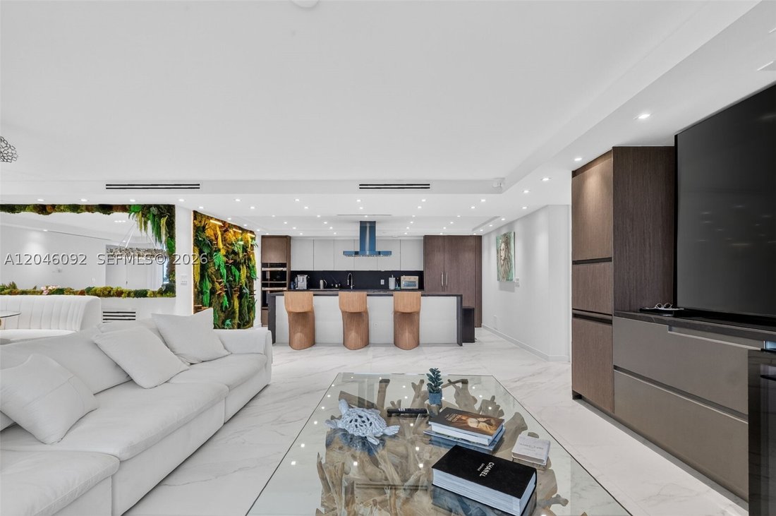 Condo in Miami Beach, Florida, United States 2 - 18321811