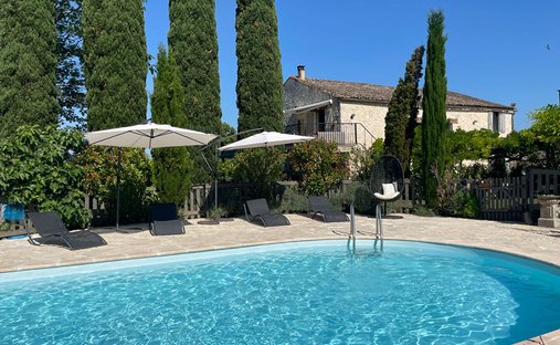 Sainte-Foy-la-Grande, Nouvelle-Aquitaine, France 1