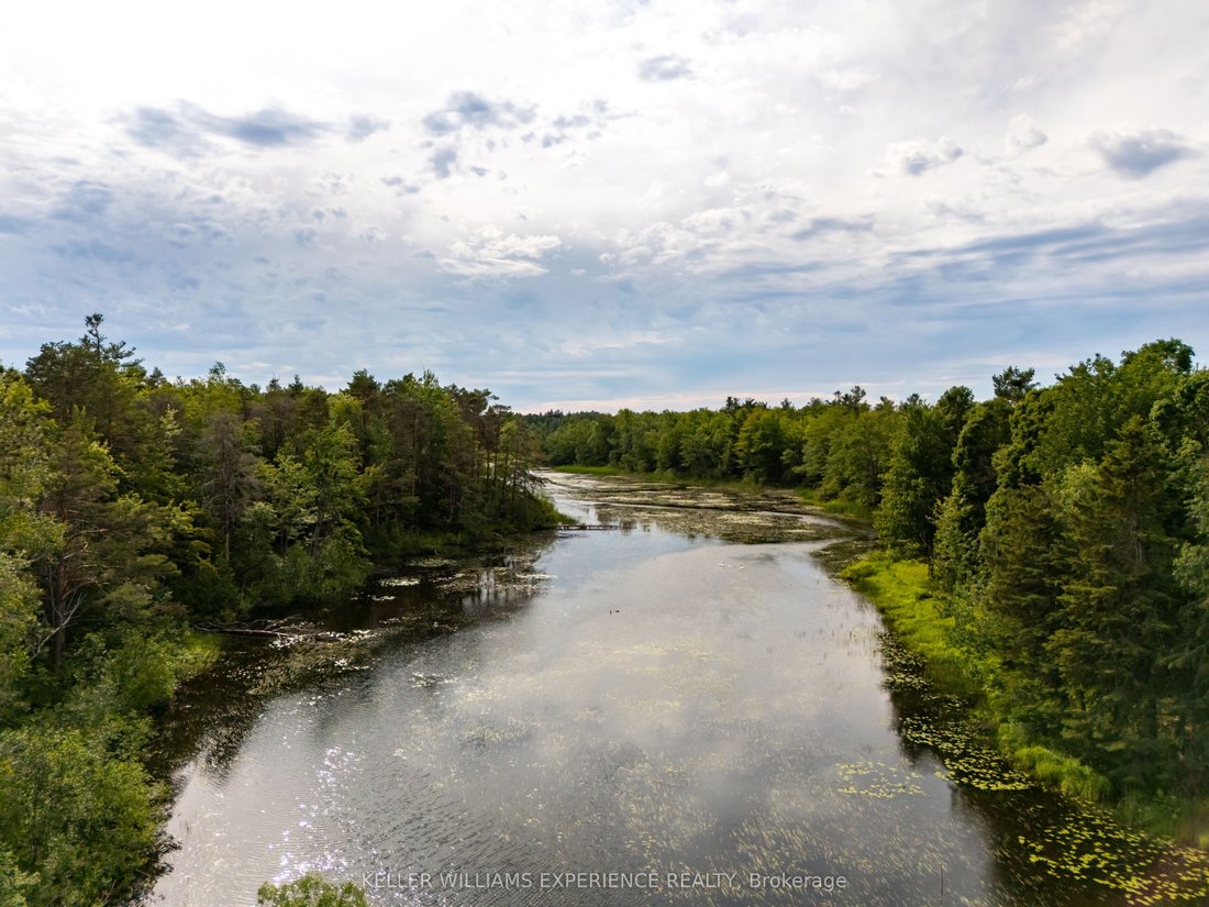 Casa a Severn, Ontario, Canada 5 - 18319098