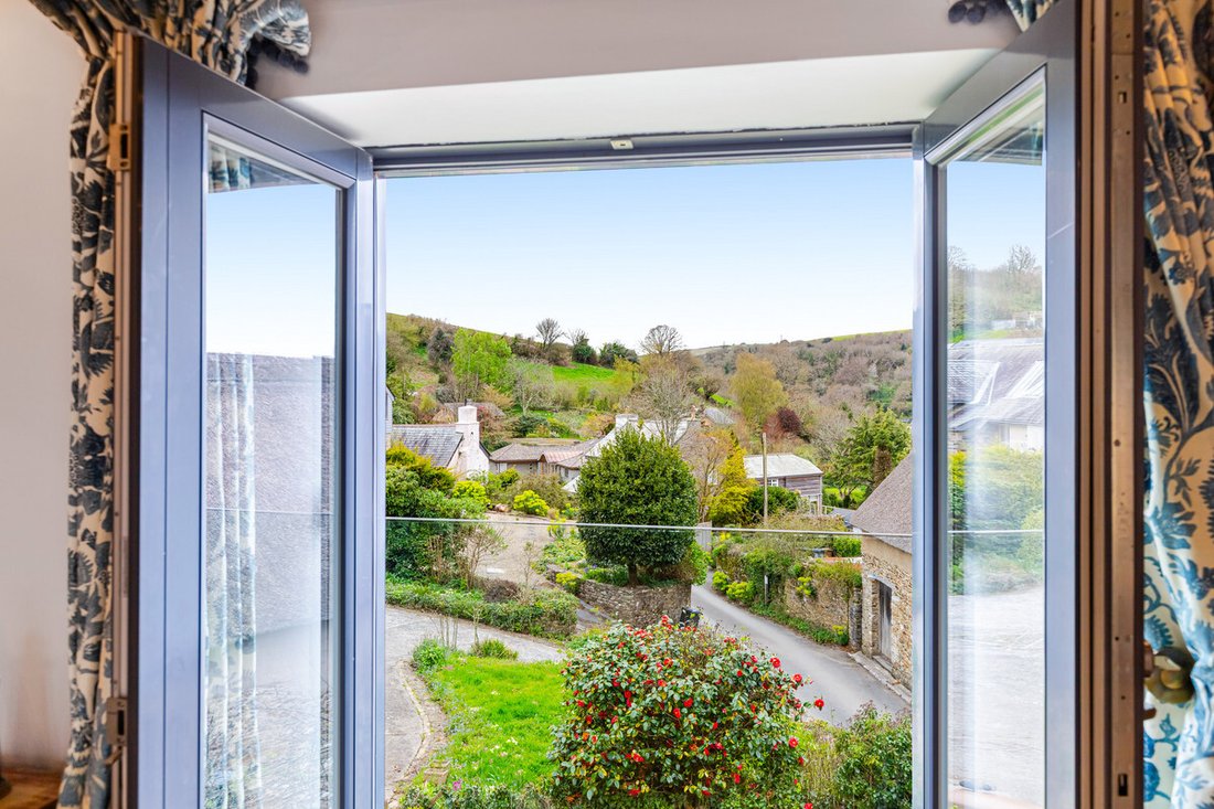 House in Dittisham, England 4 - 18323139