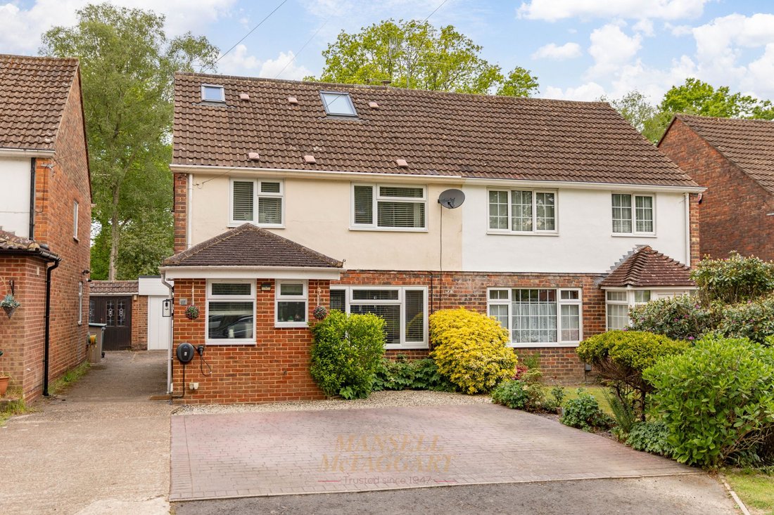House in Three Bridges, Crawley, England 1 - 18319721