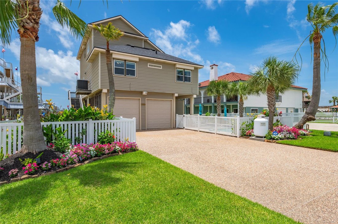 House in Galveston, Texas, United States 5 - 18223249