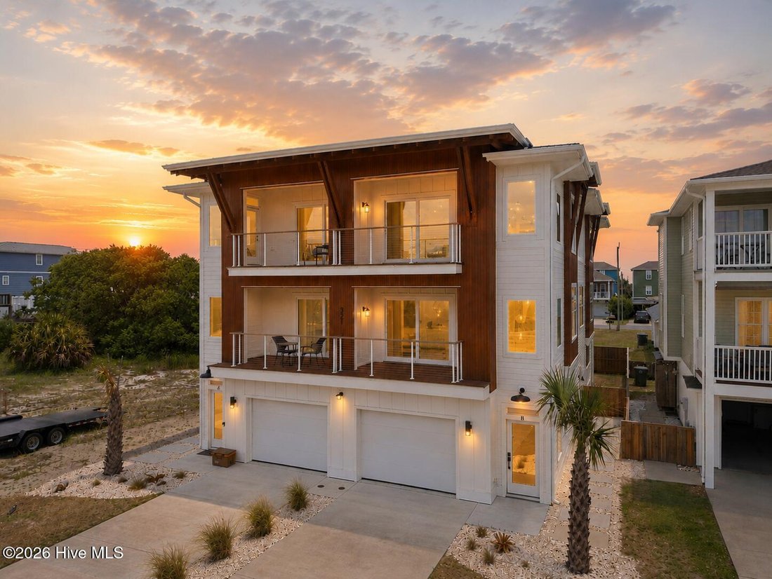 Condo in Kure Beach, North Carolina, United States 1 - 18321725