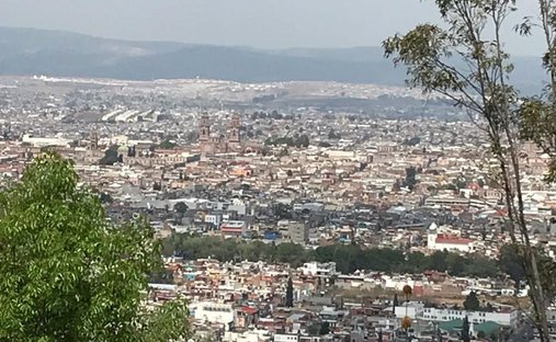 Land in Morelia, Michoacán, Mexiko 1