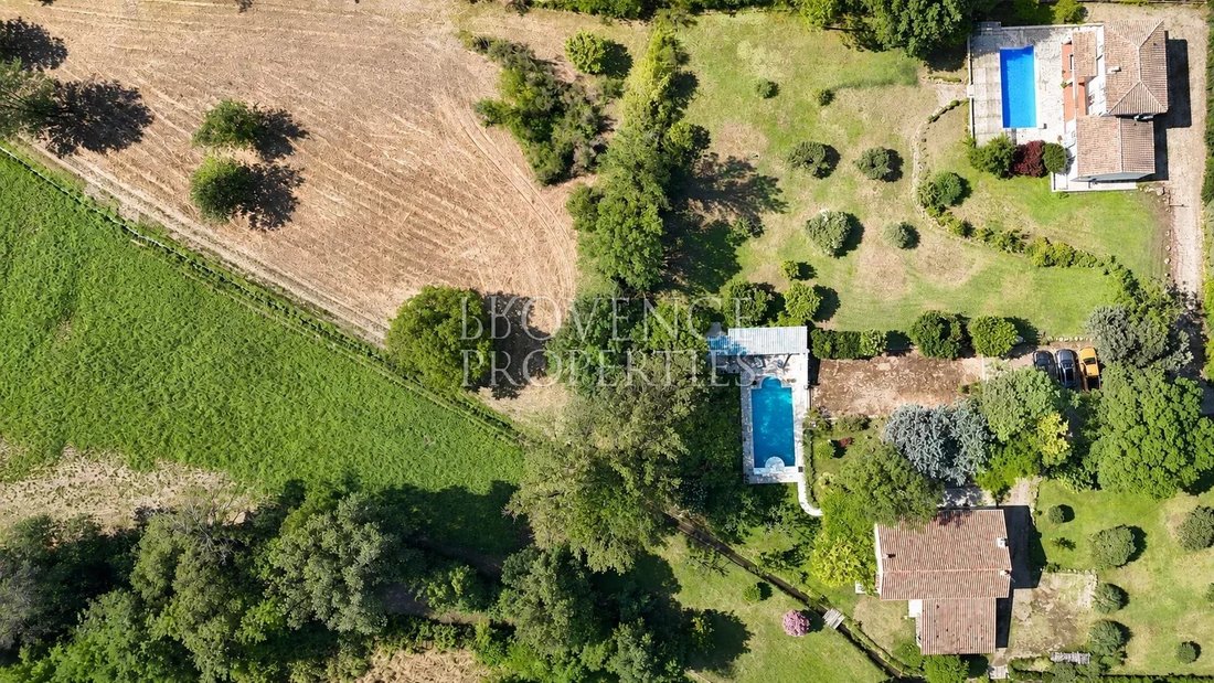 Estate in Salernes, Provence-Alpes-Côte d'Azur, France 4 - 18244925