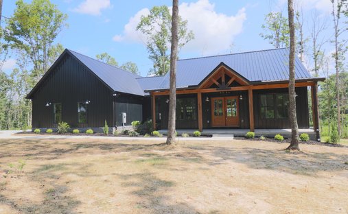 House in Hohenwald, Tennessee, United States 1