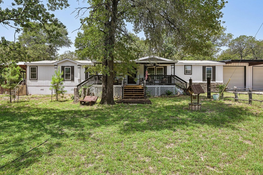 Elgin, Texas, United States 1 - 18321651
