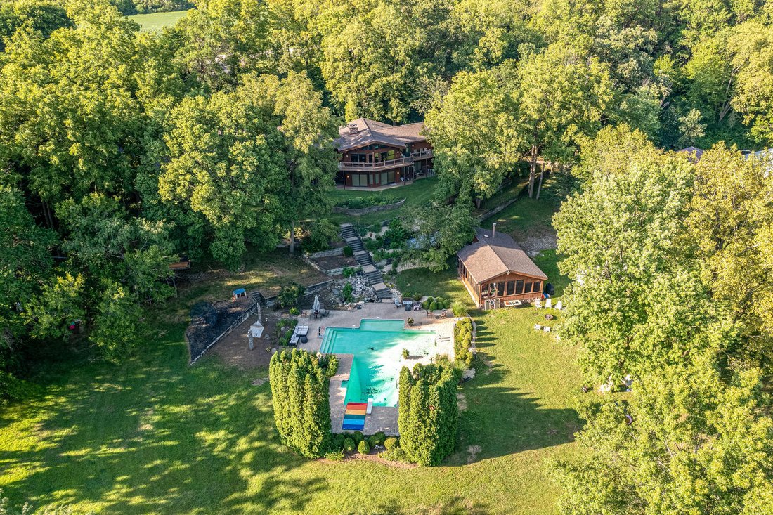 House in Plano, Illinois, United States 4 - 18319014