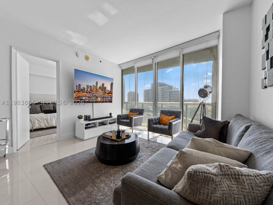 Condo in Miami, Florida, United States 4 - 17520284