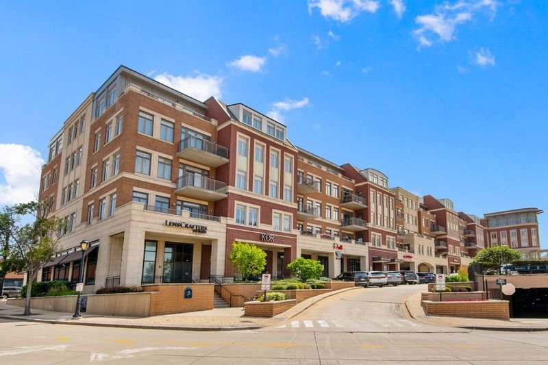 Condo in Park Ridge, Illinois, United States 2 - 18322494