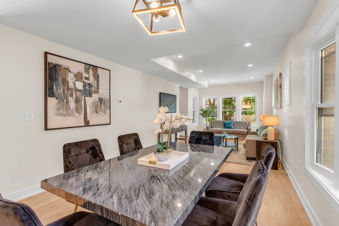 House in Chicago, Illinois, United States 5 - 18322304