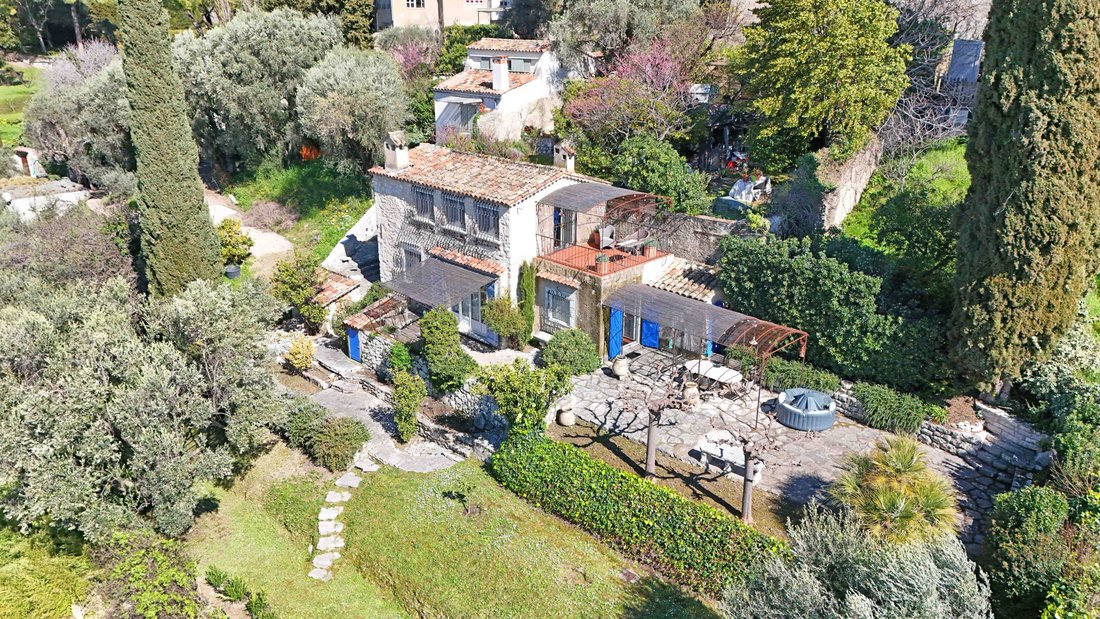 Villa à Saint-Paul-de-Vence, Provence-Alpes-Côte d'Azur, France 2 - 18321999