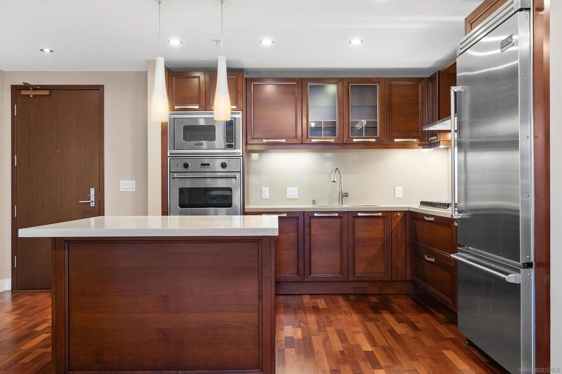 Condo in San Diego, California, United States 5 - 18321972