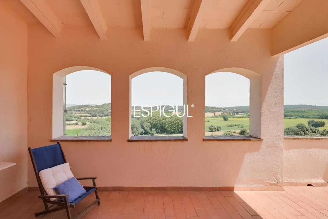 Villa in la Bisbal d'Emporda, Catalonia, Spain 3 - 18322631