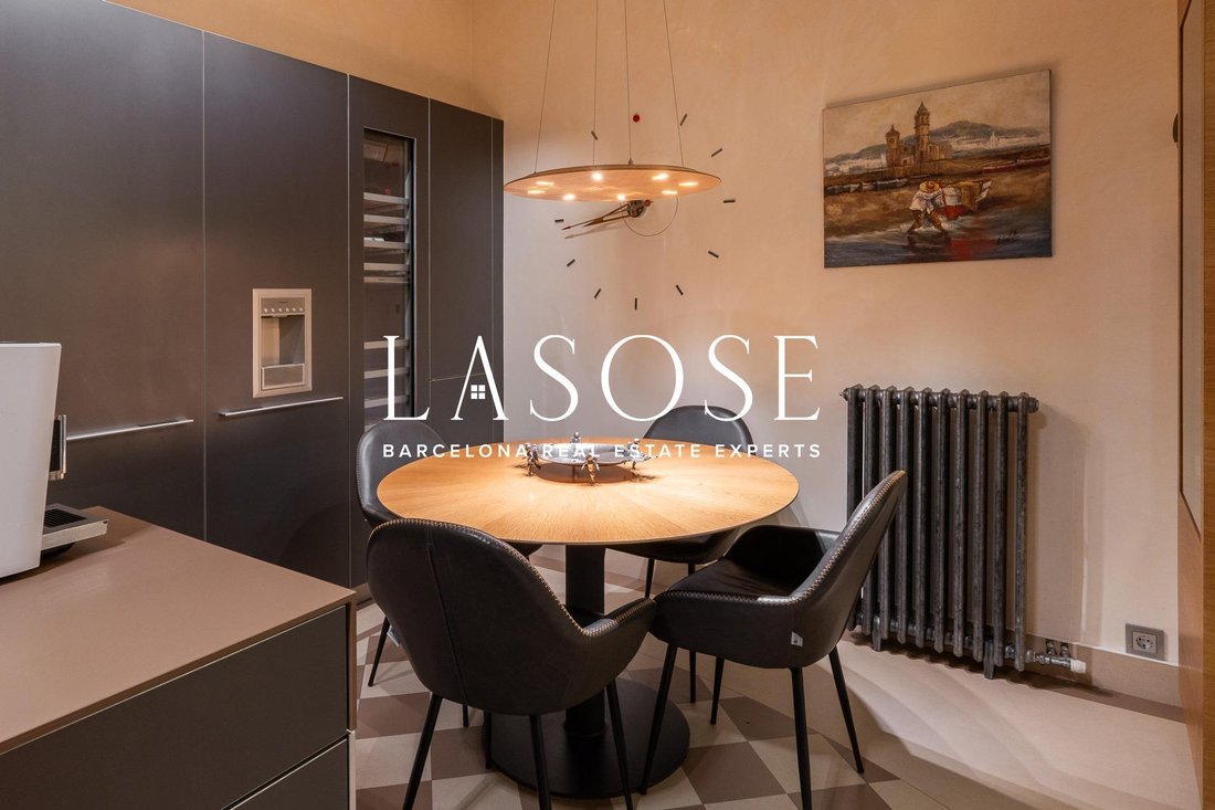 Apartment in Eixample, Barcelona, Spain 5 - 18319720