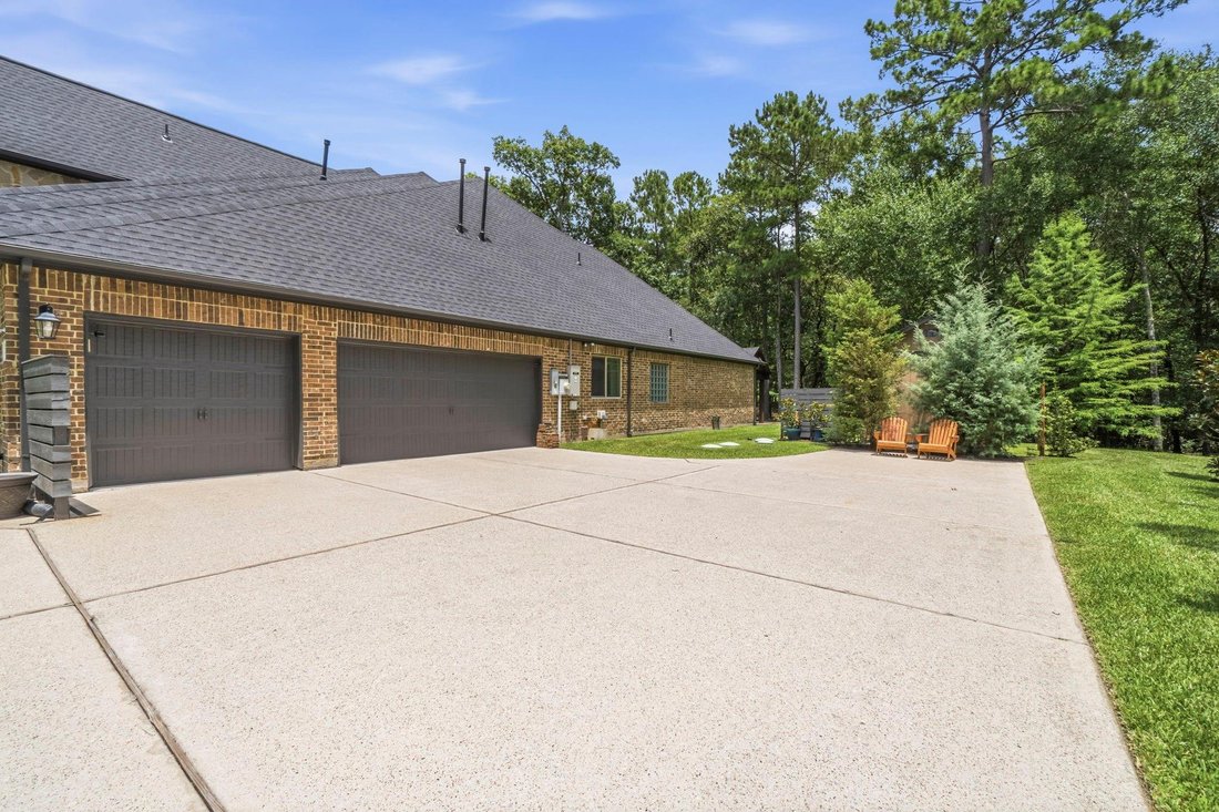 House in Willis, Texas, United States 3 - 18322739