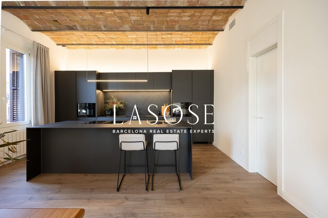 Apartment in Eixample, Barcelona, Spain 4 - 18319879