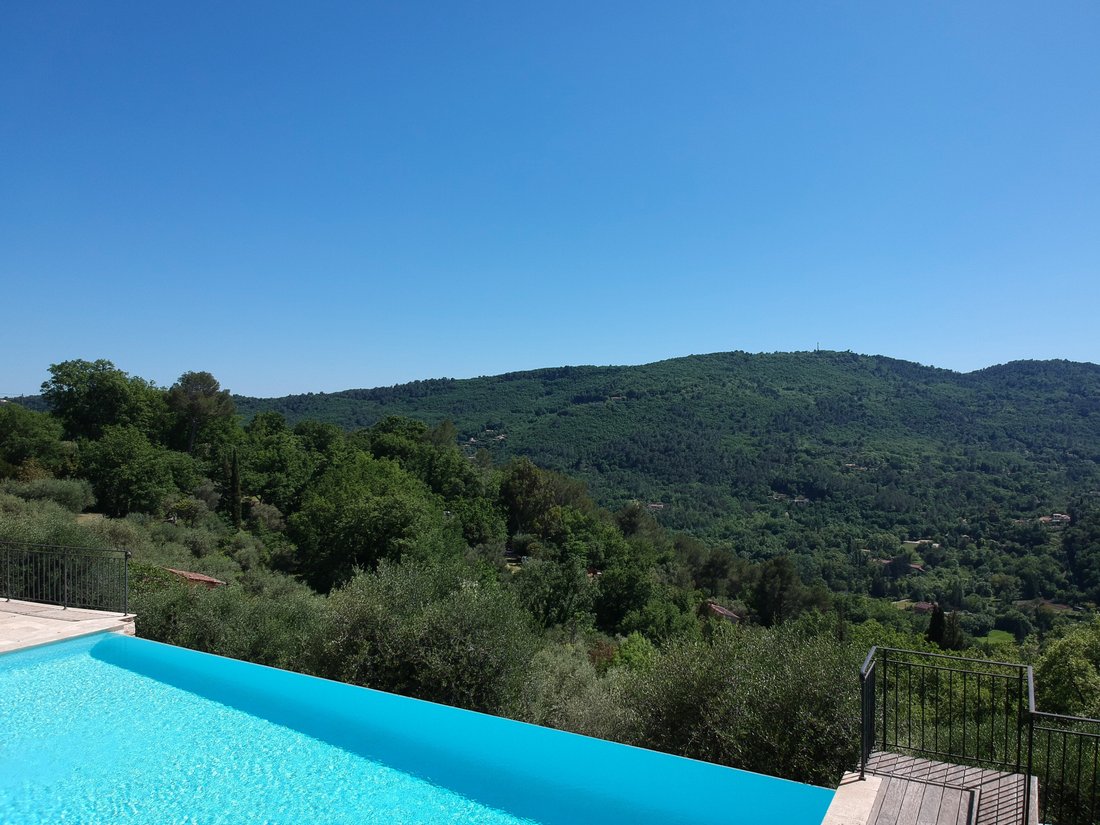 Villa in Tourrettes-sur-Loup, Provence-Alpes-Côte d'Azur, France 2 - 18321679